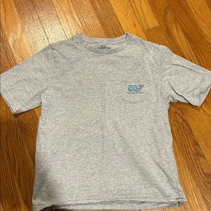 Boys Vineyard Vines Kids Light Gray Pocket Tee size medium